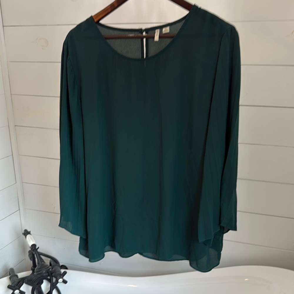 Elegant Green Women's Top